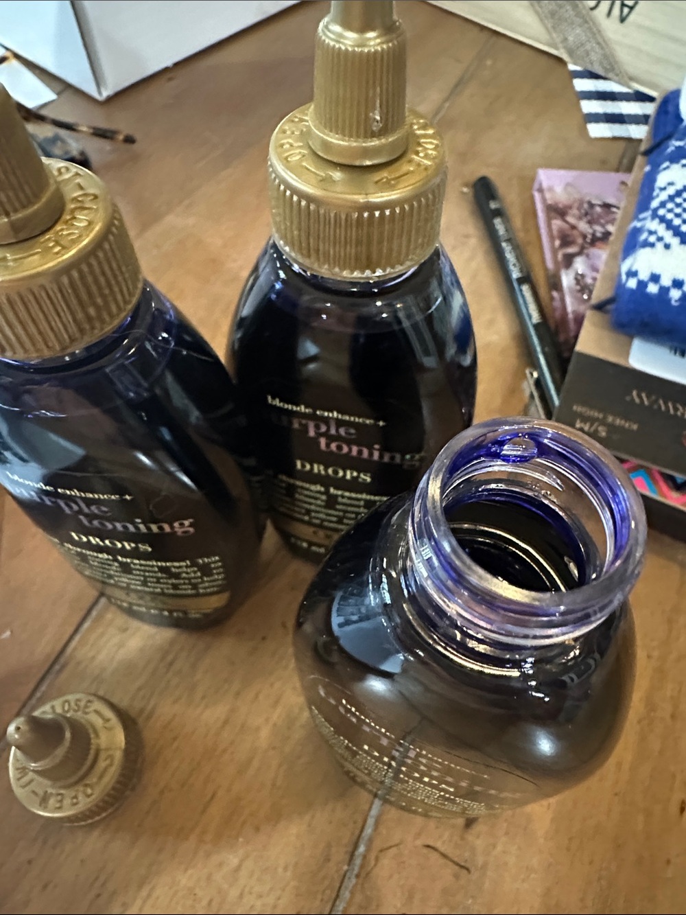 OGX Blonde Enhance+ Purple Toning Drops — Purple, 3 bottles - Picture 2 of 8